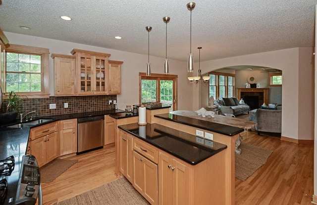 11050 Sweetwater Path Gallery 3