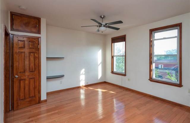 556 17 Street Gallery 3