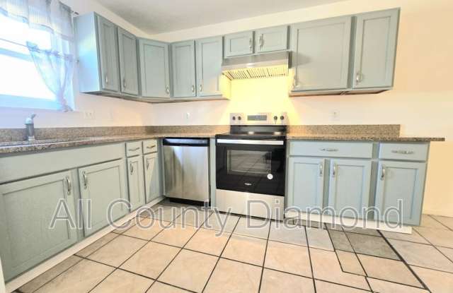 636 W Caladium Cir photos photos