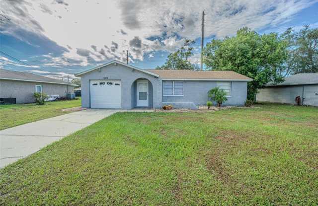 1529 LARKIN ROAD photos photos