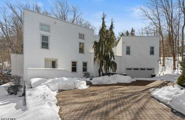 2 Old Mill Rd photos photos