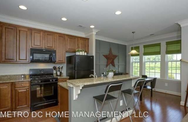 12915 Midnights Delight Drive Gallery 3