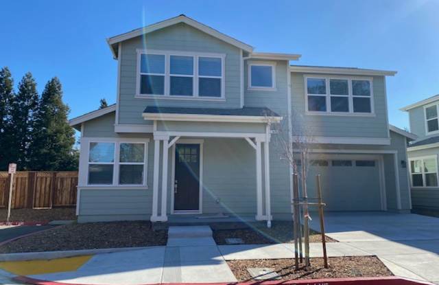 Solar ~ Newer Construction ~ 3 Bedrooms, 2.5 Bath **PG&E Savings photos photos Solar ~ Newer Construction ~ 3 Bedrooms, 2.5 Bath **PG&E Savings photos photos