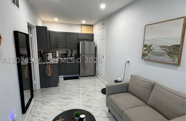 19751 SW 124th Ct Gallery 2