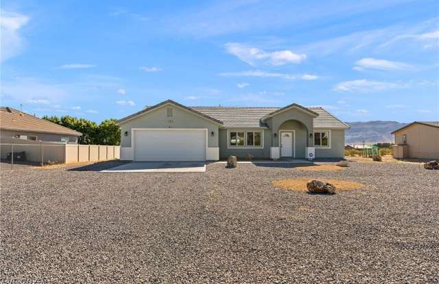5600 Genoa Avenue photos photos