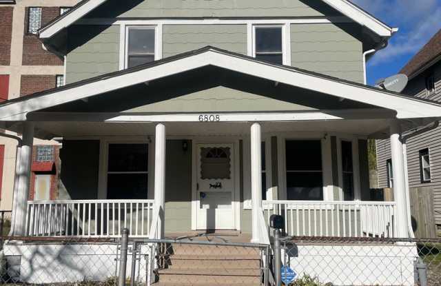 Newly Renovated 4-Bedroom Single-Family Home for Rent – Available Now! photos photos Newly Renovated 4-Bedroom Single-Family Home for Rent – Available Now! photos photos