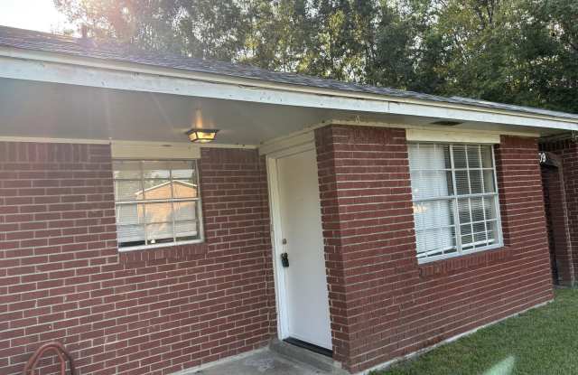 209 Lawler Avenue lot: B Gallery 2