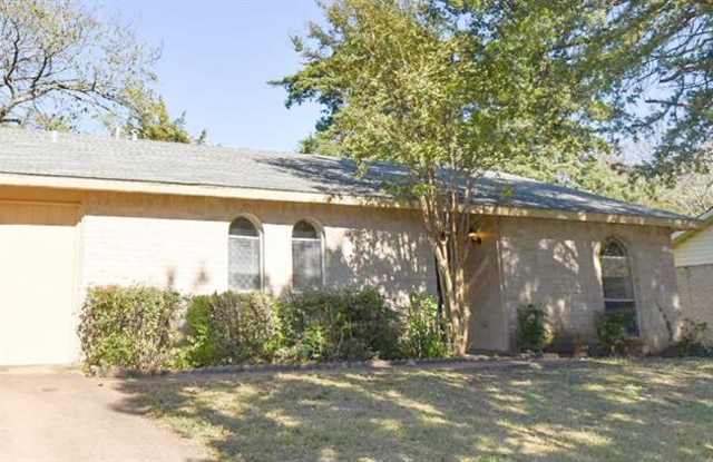 125 Sheffield Drive - 125 Sheffield Drive, Cedar Hill, TX 75104