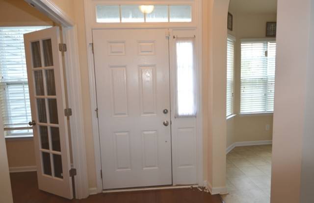 305 Grasslands Drive Gallery 3