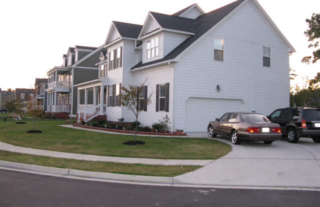 904 Hathaway Court Gallery 3