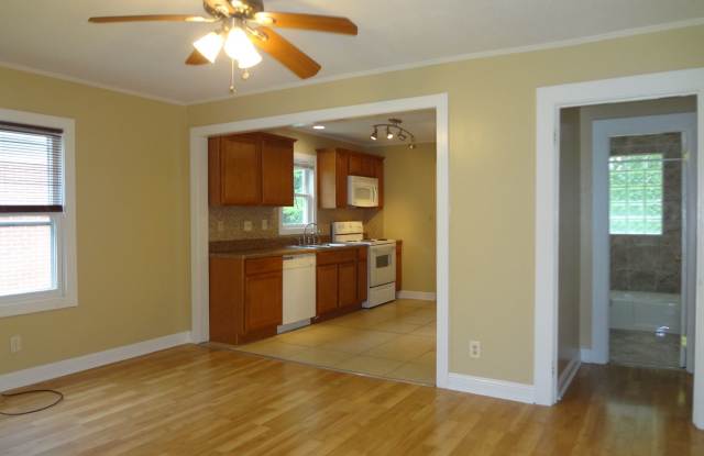 2 Bedroom Prime Student Location- Available August 2027 Gallery 3