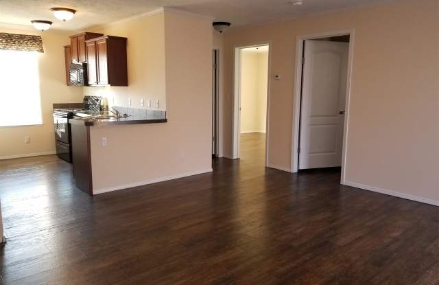 1904 Creekstone Drive Gallery 2