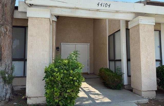 44104 W 30th photos photos
