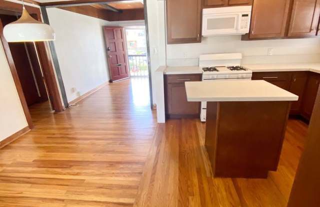 4053 32nd St. Gallery 3