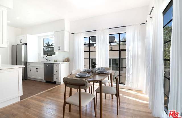 344 S Rexford Dr photos photos