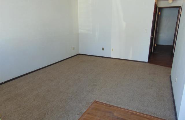 1906 E Everett Avenue Gallery 2