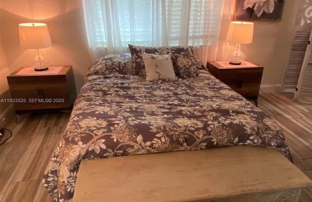 326 Roosevelt St photos photos 326 Roosevelt St photos photos