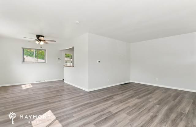 1659 Coburg Road Gallery 3