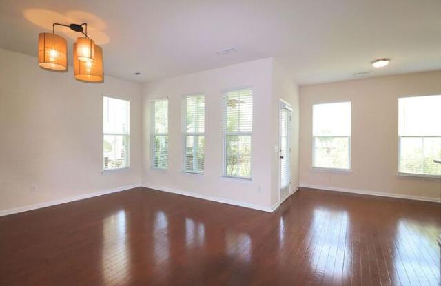307 Peters Creek Drive Gallery 3
