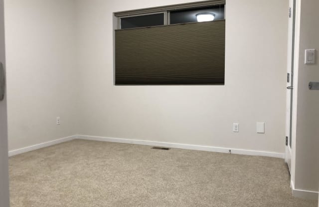 7528 Renton Ave S - 7528 Renton Ave S, Seattle, WA 98118