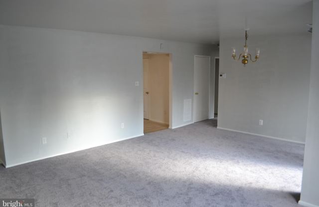 10214 PRINCE Place Gallery 2