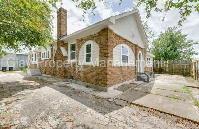 401 Hutcheson Street - 401 Hutcheson Street, Houston, TX 77003