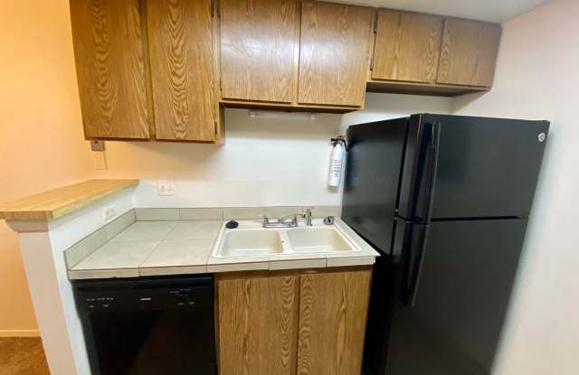 1 Bed 1 Bath Aurora Condo Located Near Cherry Creek Stat Park! Available NOW!!! photos photos