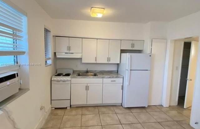 527 SW 10th St photos photos