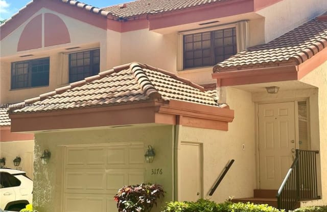 3176 Arbor Ln - 3176 Arbor Lane, Hollywood, FL 33021