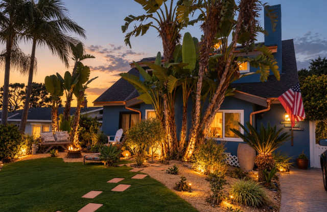 416 Virginia St, Beach Penthouse/main Home Gallery 3