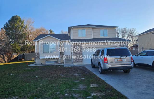 Perfect Multi Level home in West Vally City Utah - 5491 West Sunshade Cove, West Valley City, UT 84120