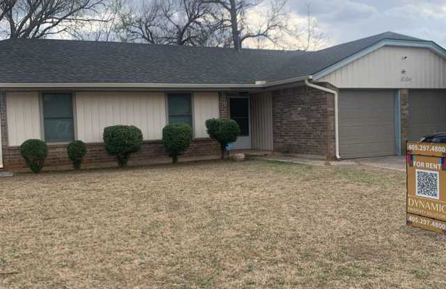 Renovated 3 Bedroom/ 1.5 Bath in Great Neighborhood photos photos