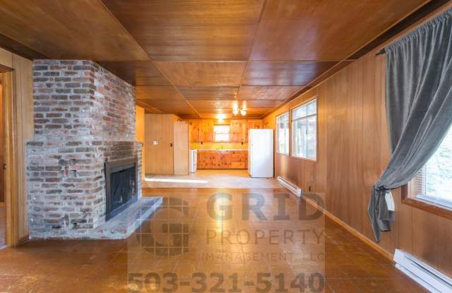 Rustic Riverfront Cottage Available For Rent! - Battle Ground, WA photos photos