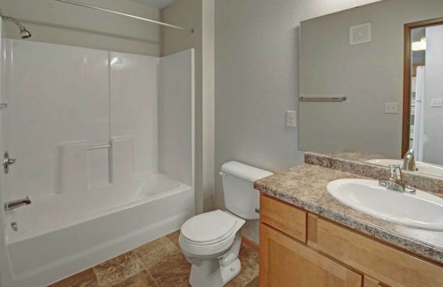 Roosevelt East Apartments Gallery 4