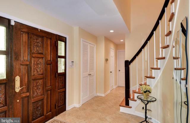10517 TYLER TER - 10517 Tyler Terrace, Potomac, MD 20854