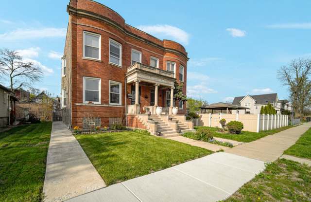 448 W Englewood Ave photos photos