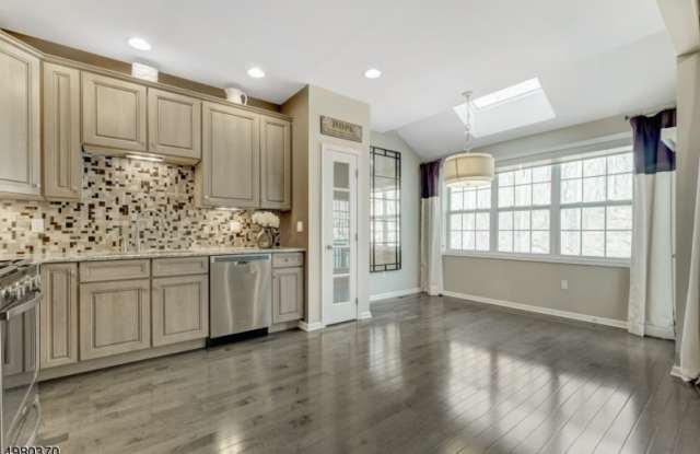 59 LAMERSON CIR Gallery 3