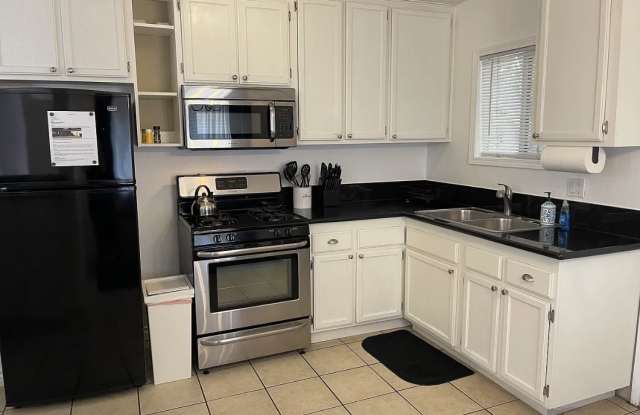 811 W Palm Ave Apt 1A photos photos