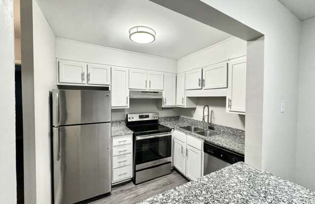 2624-C Niazuma Avenue South photos photos