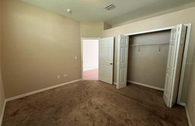 6520 BRIDGECREST Drive Gallery 3