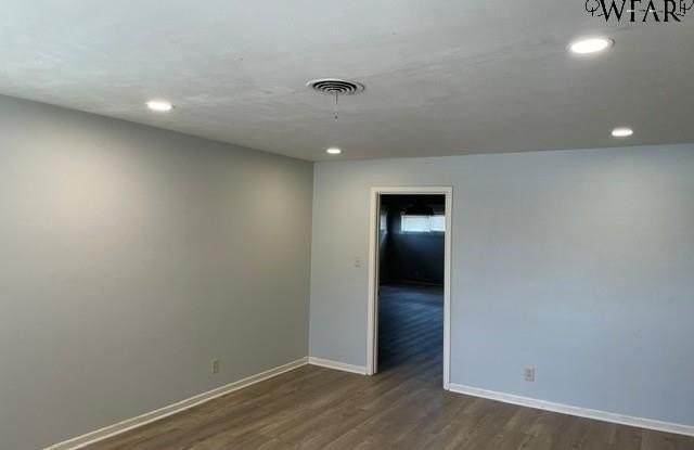 4701 AUGUSTA LANE Gallery 2