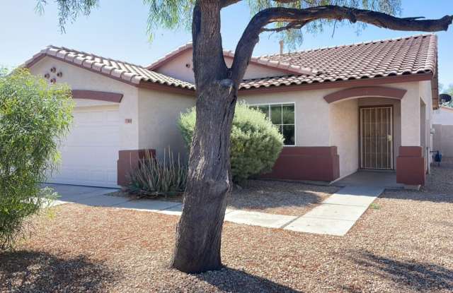 Well maintained 3 bedroom in Glendale! photos photos