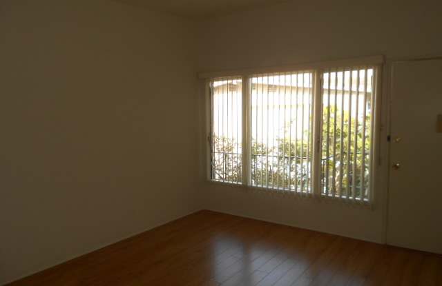 1459 S Westgate Ave photos photos