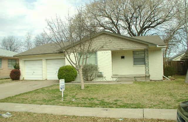 2805 Sanders Drive - 2805 Sanders Drive, Garland, TX 75042