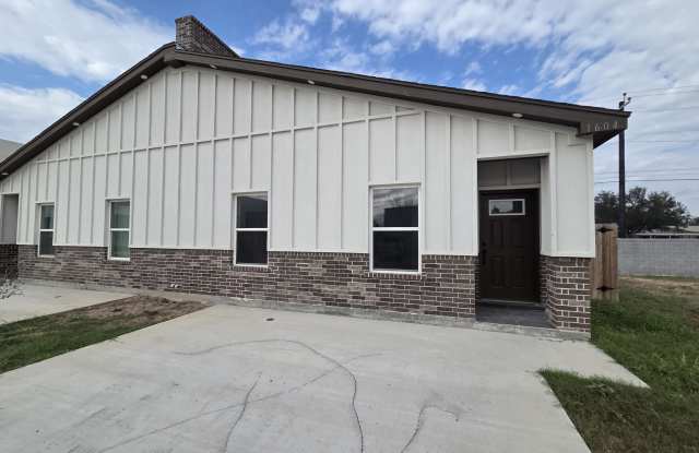 1604 West B Street photos photos