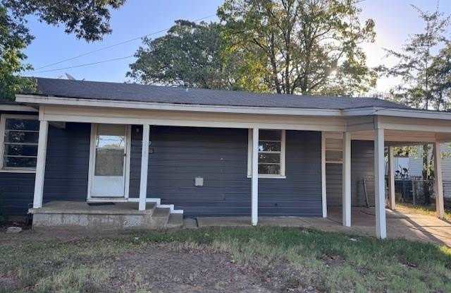 370 29th Street NE photos photos