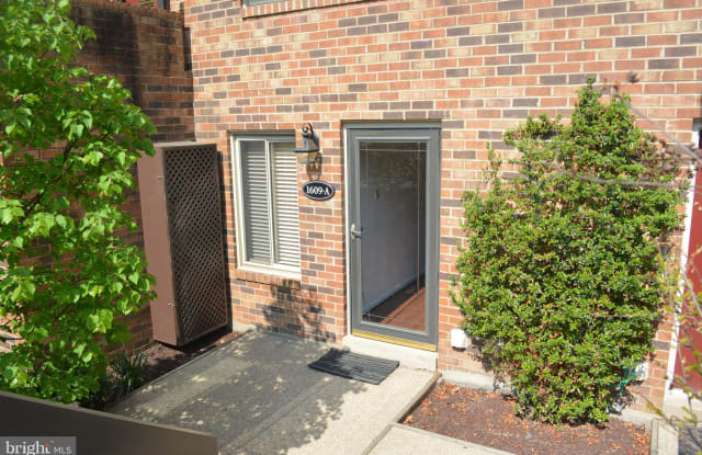 1609 S HAYES STREET - 1609 South Hayes Street, Arlington, VA 22202