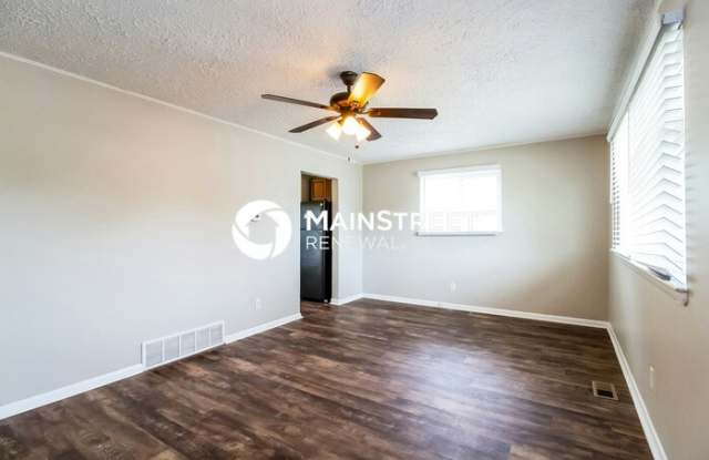 1689 Geraldine Avenue Gallery 4