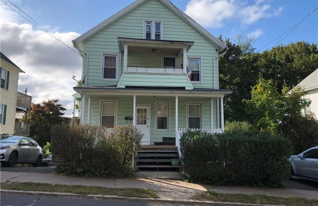 75 Kneen Street - 75 Kneen Street, Shelton, CT 06484