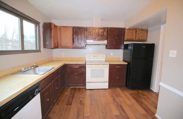 15288 Lodge Ter Gallery 4